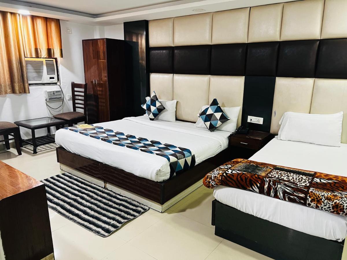Hotel De Tark Near Igi Airport Delhi New Delhi Bagian luar foto